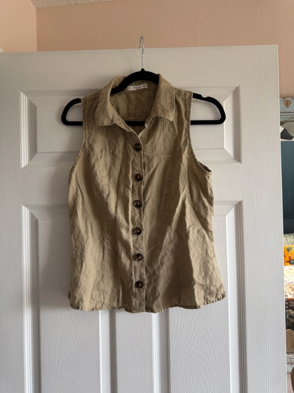 Mango Sleeveless Button-Down Shirt - Beige
